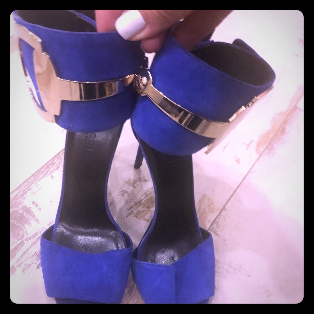 Gucci heels